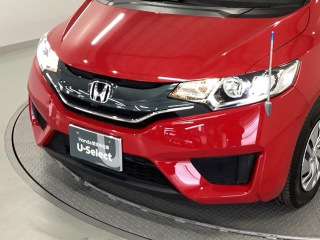 フィット １３Ｇ・Ｌパッケージ　純正メモリナビ　衝突低減ブレーキ　ＥＴＣ　軽減ブレーキ　盗難警報装置　Ｂカメ　Ｓキー　ワンセグ　フルオートエアコン　ナビＴＶ　リモコンキー　サイドＳＲＳ　横滑り防止機能　エアバック　アイスト　ドラレコ（25枚目）