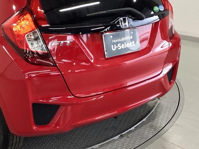 フィット １３Ｇ・Ｌパッケージ　純正メモリナビ　衝突低減ブレーキ　ＥＴＣ　軽減ブレーキ　盗難警報装置　Ｂカメ　Ｓキー　ワンセグ　フルオートエアコン　ナビＴＶ　リモコンキー　サイドＳＲＳ　横滑り防止機能　エアバック　アイスト　ドラレコ（30枚目）