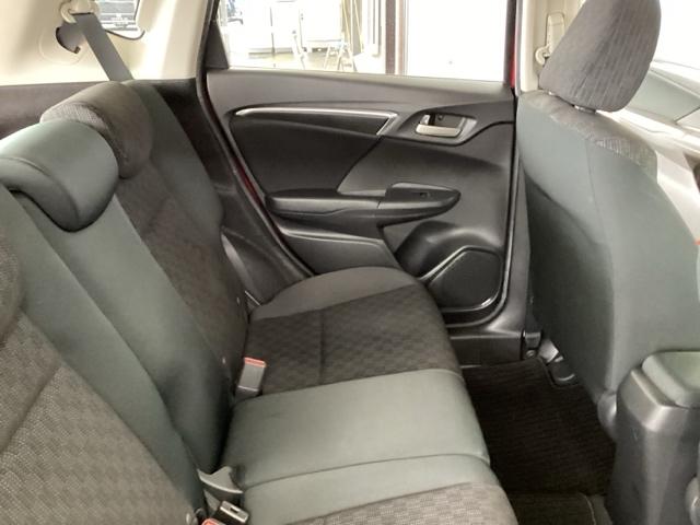 フィット １３Ｇ・Ｌパッケージ　純正メモリナビ　衝突低減ブレーキ　ＥＴＣ　軽減ブレーキ　盗難警報装置　Ｂカメ　Ｓキー　ワンセグ　フルオートエアコン　ナビＴＶ　リモコンキー　サイドＳＲＳ　横滑り防止機能　エアバック　アイスト　ドラレコ（58枚目）