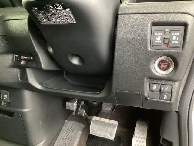 N-BOXカスタム G・Lターボホンダセンシング 純正メモリーナビ ドラレコ ETC フルセ 両側PWスライドドア Bモニタ Iストップ セキュリティー 点検記録簿 USB接続 クルーズコントロール ナビTV キーレスエントリー ヒーター VSA(15枚目)