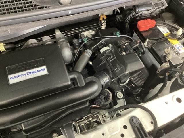 Ｎ－ＢＯＸカスタム Ｇ・Ｌホンダセンシング　純正ナビ　フルセグ　リアカメラ　地デジＴＶ　助手席エアバッグ　キーレス　シートＨ　アイドリングＳＴ　セキュリティーアラーム　スマ－トキ－　ナビＴＶ　ＥＴＣ　前車追従機能　サイドエアバッグ　ＵＳＢ（25枚目）