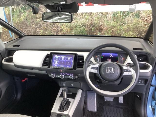 �����̂悤�ɁA���E���L���^�]���₷���悤�ɐ݌v����Ă��܂��B�܂��A�t���I�[�g�G�A�R���ŉ��K�ł��B