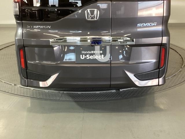 ステップワゴンスパーダ スパーダホンダセンシング　純正ナビ　リア席モニター　ＥＴＣ　盗難防止　助手席エアバッグ　Ｗパワスラ　地デジ　ＬＥＤライト　横滑り防止システム　オートエアコン　リアカメラ　ドライブレコーダー装着車　ＵＳＢ　ナビ＆ＴＶ　三列シート（37枚目）