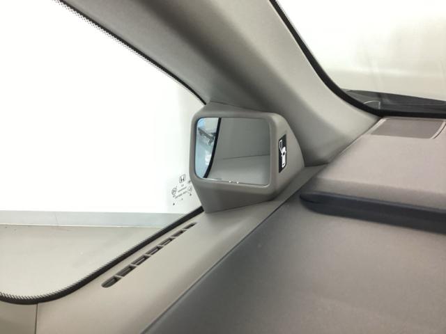 ステップワゴンスパーダ スパーダホンダセンシング　純正ナビ　リア席モニター　ＥＴＣ　盗難防止　助手席エアバッグ　Ｗパワスラ　地デジ　ＬＥＤライト　横滑り防止システム　オートエアコン　リアカメラ　ドライブレコーダー装着車　ＵＳＢ　ナビ＆ＴＶ　三列シート（44枚目）