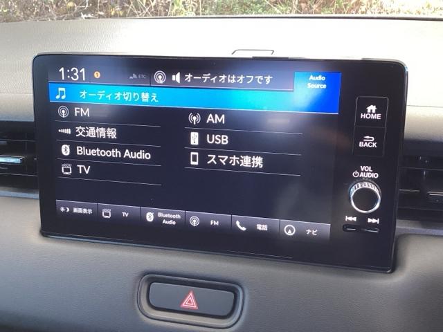 ヴェゼル ｅ：ＨＥＶＺ　純正メモリーナビ　ドラレコ　リアカメラ　衝突回避支援ブレーキ機能　スマキ　Ｐトランク　フルオートエアコン　Ｄレコ　エアバッグ　両席エアバック　Ｒカメ　記録簿付　パワーウィンドウ　ＬＥＤランプ　ソナー（11枚目）