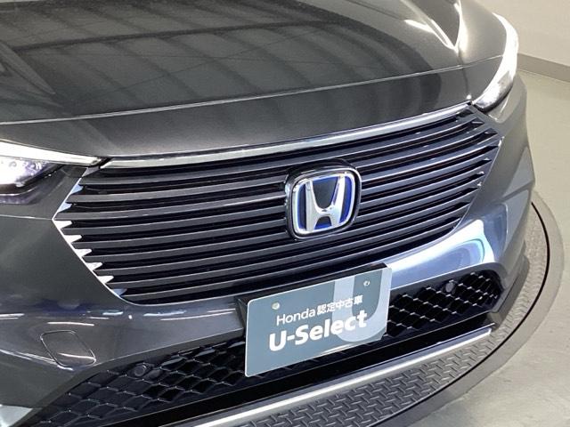 ヴェゼル ｅ：ＨＥＶＺ　純正メモリーナビ　ドラレコ　リアカメラ　衝突回避支援ブレーキ機能　スマキ　Ｐトランク　フルオートエアコン　Ｄレコ　エアバッグ　両席エアバック　Ｒカメ　記録簿付　パワーウィンドウ　ＬＥＤランプ　ソナー（23枚目）