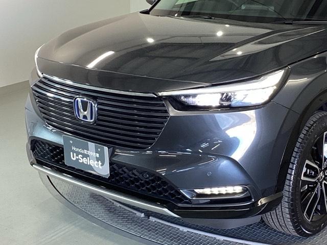 ヴェゼル ｅ：ＨＥＶＺ　純正メモリーナビ　ドラレコ　リアカメラ　衝突回避支援ブレーキ機能　スマキ　Ｐトランク　フルオートエアコン　Ｄレコ　エアバッグ　両席エアバック　Ｒカメ　記録簿付　パワーウィンドウ　ＬＥＤランプ　ソナー（25枚目）