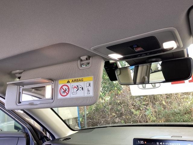 ヴェゼル ｅ：ＨＥＶＺ　純正メモリーナビ　ドラレコ　リアカメラ　衝突回避支援ブレーキ機能　スマキ　Ｐトランク　フルオートエアコン　Ｄレコ　エアバッグ　両席エアバック　Ｒカメ　記録簿付　パワーウィンドウ　ＬＥＤランプ　ソナー（47枚目）