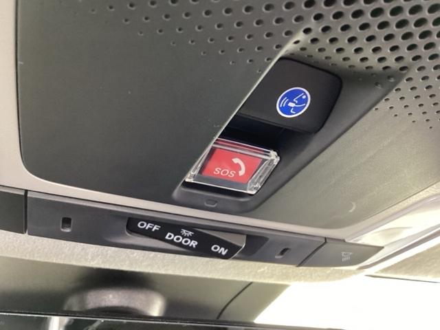 ヴェゼル ｅ：ＨＥＶＺ　純正メモリーナビ　ドラレコ　リアカメラ　衝突回避支援ブレーキ機能　スマキ　Ｐトランク　フルオートエアコン　Ｄレコ　エアバッグ　両席エアバック　Ｒカメ　記録簿付　パワーウィンドウ　ＬＥＤランプ　ソナー（49枚目）