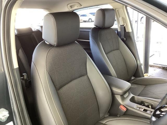 ヴェゼル ｅ：ＨＥＶＺ　純正メモリーナビ　ドラレコ　リアカメラ　衝突回避支援ブレーキ機能　スマキ　Ｐトランク　フルオートエアコン　Ｄレコ　エアバッグ　両席エアバック　Ｒカメ　記録簿付　パワーウィンドウ　ＬＥＤランプ　ソナー（57枚目）