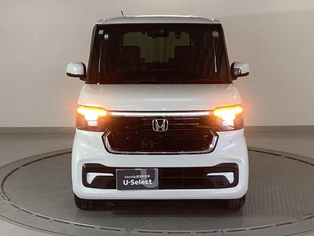 Ｎ－ＢＯＸカスタム ターボ　純正ナビ　フルセグ　リアカメラ　イモビライザー　衝突被害軽減　ベンチシート　キーフリー　Ｐセンサー　ＥＳＣ　パワステ　両席エアバック　サイドエアバッグ　ターボ車　ＵＳＢ接続　スマキー　Ｂカメ　ＥＴＣ（6枚目）