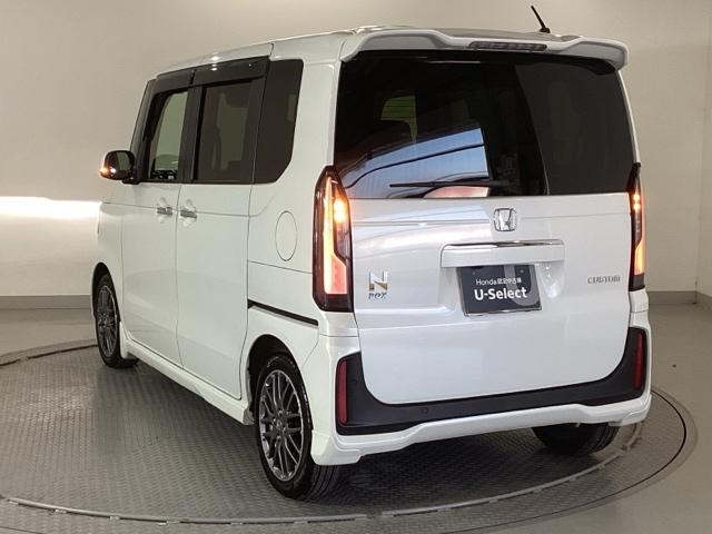 Ｎ－ＢＯＸカスタム ターボ　純正ナビ　フルセグ　リアカメラ　イモビライザー　衝突被害軽減　ベンチシート　キーフリー　Ｐセンサー　ＥＳＣ　パワステ　両席エアバック　サイドエアバッグ　ターボ車　ＵＳＢ接続　スマキー　Ｂカメ　ＥＴＣ（10枚目）
