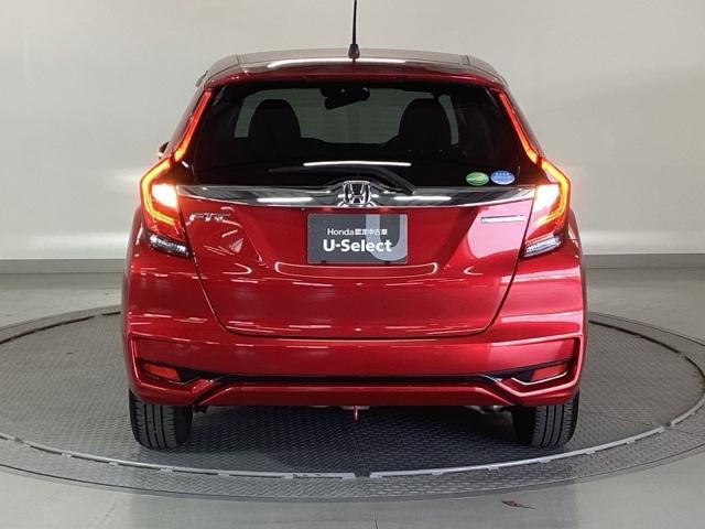 フィットハイブリッド Lホンダセンシング 純正ナビ フルセグ リアカメラ 軽減ブレーキ Rカメ LED サイドSRS 横滑り防止 ドライブレコーダー ナビTV パワーステアリング 盗難防止装置 オートクルーズ ETC車載器 DVD再生 ABS(9枚目)
