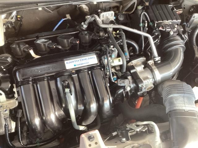 フィットハイブリッド Lホンダセンシング 純正ナビ フルセグ リアカメラ 軽減ブレーキ Rカメ LED サイドSRS 横滑り防止 ドライブレコーダー ナビTV パワーステアリング 盗難防止装置 オートクルーズ ETC車載器 DVD再生 ABS(24枚目)