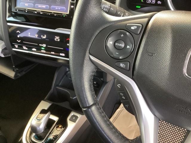 フィットハイブリッド Lホンダセンシング 純正ナビ フルセグ リアカメラ 軽減ブレーキ Rカメ LED サイドSRS 横滑り防止 ドライブレコーダー ナビTV パワーステアリング 盗難防止装置 オートクルーズ ETC車載器 DVD再生 ABS(43枚目)