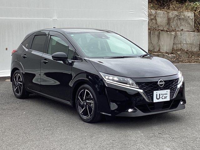 �y�k�d�c�w�b�h���C�g�z����������Ă��܂��B��ԑ��s����J�̓��ɖ��邭���S�ɑO�����Ƃ炷���Ƃ��o���܂��B�Ό��Ԃ���������₷���̂ő���ɐڋ߂�m�点�邱�Ƃ��o���܂��B