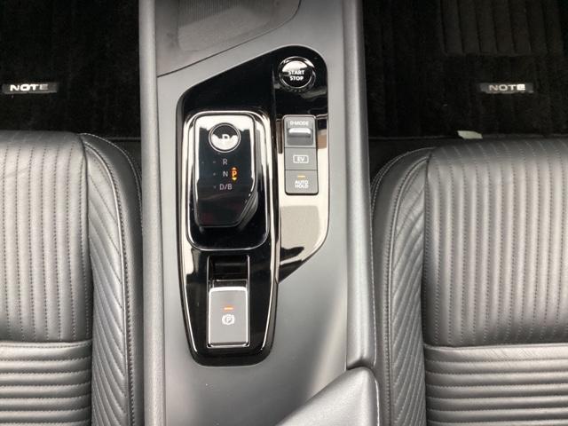 �ǂ̃|�W�V�����ɂ������A�N�V�����ő���ł���t���A�V�t�g�ɁA�p�[�L���O�u���[�L�́A�g���₷���n���h�^�C�v�̃T�C�h�u���[�L�ł��B