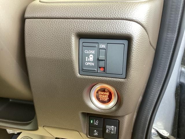 �p���[�X���C�h�h�A�̊J�̓X�}�[�g�L�[�̃����R����h�A�m�u�͖ܘ_�A�^�]�ȑ��̃X�C�b�`����ł��J���ł��A���S�E�ȒP�ł��B