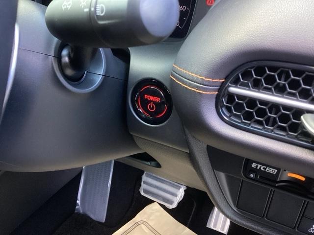 �X�}�[�g�L�[�V�X�e�����ڂł��̂ŁA�n���h�����̃X�C�b�`�������΁A�G���W���X�^�[�g�I