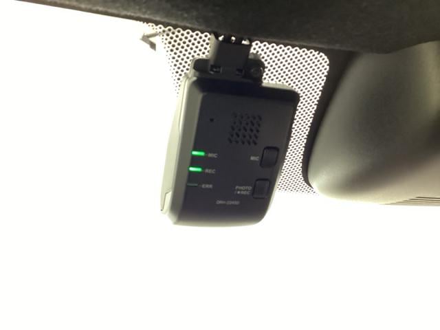 ���S�̃h���C�u���T�|�[�g����y�h�����R�z��؂ȏu�Ԃ���������L�^���A������̎��ɂ������鑕���ł��B