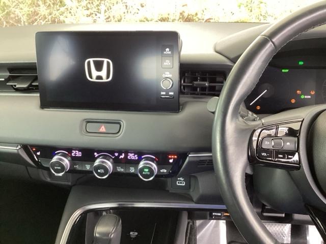 ヴェゼル e:HEVZ 純正メモリーナビ ドラレコ リアカメラ 地上デジタル USB入力 ハンズフリーテールゲート シートH サイドエアB パークセンサー リヤカメラ 点検記録簿 LEDヘットライト ESC パワステ AAC(3枚目)