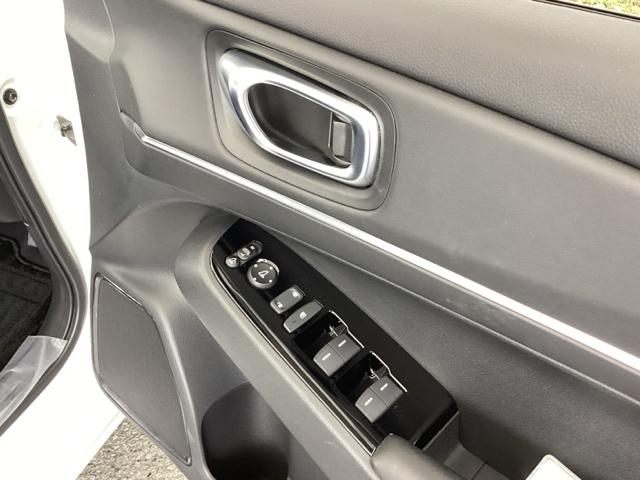 ヴェゼル e:HEVZ 純正メモリーナビ ドラレコ リアカメラ 地上デジタル USB入力 ハンズフリーテールゲート シートH サイドエアB パークセンサー リヤカメラ 点検記録簿 LEDヘットライト ESC パワステ AAC(54枚目)