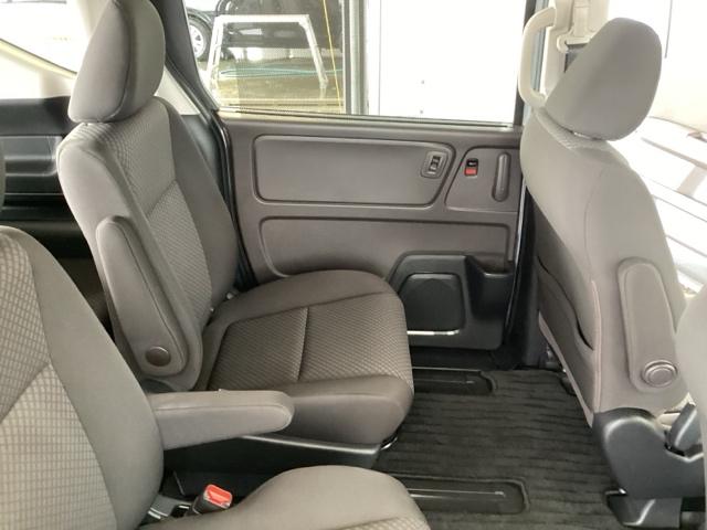 フリード Ｇ・ホンダセンシング　メモリーナビ　ＥＴＣ　リアカメラ　スマートキーＰスタート　ＵＳＢ入力　盗難防止システム　横滑防止装置　ナビＴＶ　記録簿　クルコン　パワーウインド　ウォークスルー　ＤＶＤ再生機能　エアバック　三列シート（58枚目）