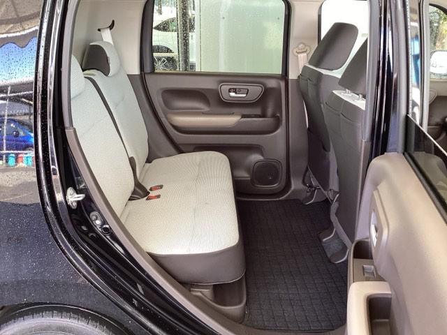 ��Ȃ��O��ɃX���C�h�ł��܂��B�܂��A��Ȃ̉��ɑ傫�ȃg���C������A�����P��u���C�Ȃǂ���������Ǝ��[�ł��܂��B