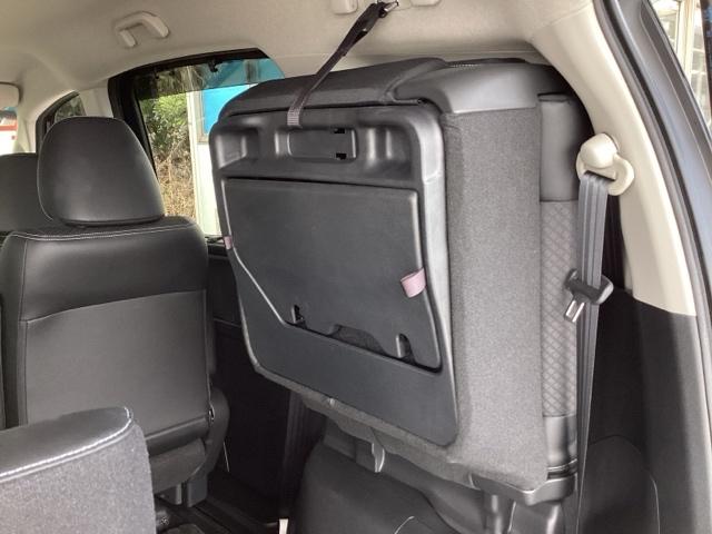 フリードハイブリッド ハイブリッド・Ｇホンダセンシング　純正ナビ　フルセグ　６人乗り　ＢＬＵＥＴＯＯＴＨ　車線逸脱防止　Ｗエアバッグ　ミュージックプレイヤー接続可　クルコン　ＤＶＤ再生　Ｒカメ　ドライブレコ　Ｓヒーター　ナビＴＶ　ＬＥＤライト　ＶＳＡ（23枚目）