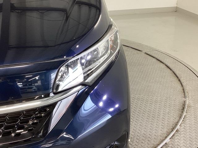 フリードハイブリッド ハイブリッド・Ｇホンダセンシング　純正ナビ　フルセグ　６人乗り　ＢＬＵＥＴＯＯＴＨ　車線逸脱防止　Ｗエアバッグ　ミュージックプレイヤー接続可　クルコン　ＤＶＤ再生　Ｒカメ　ドライブレコ　Ｓヒーター　ナビＴＶ　ＬＥＤライト　ＶＳＡ（30枚目）