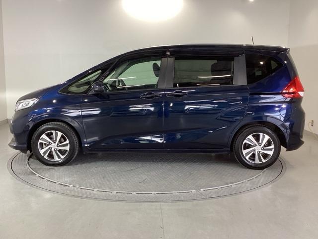 フリードハイブリッド ハイブリッド・Ｇホンダセンシング　純正ナビ　フルセグ　６人乗り　ＢＬＵＥＴＯＯＴＨ　車線逸脱防止　Ｗエアバッグ　ミュージックプレイヤー接続可　クルコン　ＤＶＤ再生　Ｒカメ　ドライブレコ　Ｓヒーター　ナビＴＶ　ＬＥＤライト　ＶＳＡ（38枚目）