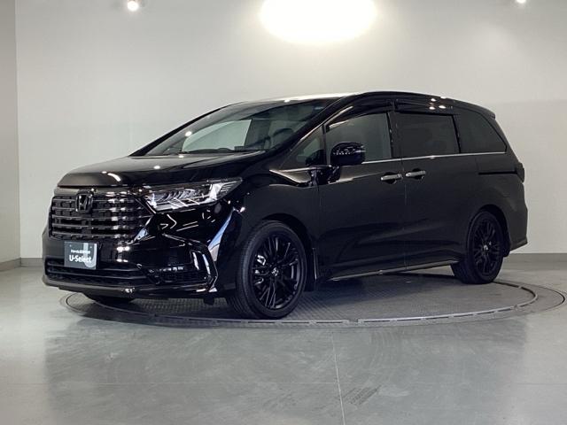 �V�����n�C�u���b�h�V�X�e�����F�g�d�u�͎s�X�n���s�ł͓d�C�����Ԃɋ߂��n�C�u���b�h�V�X�e���Ń��[�^�[������ő��s���܂��B�[�d�ׂ̈ɃG���W�����n�����Ă��D�ꂽ�Չ����\�Ŏԓ��͂ƂĂ��Â��ŉ��K�ł�