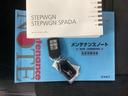 スパーダホンダセンシング　純正ナビ　リア席モニター　ＥＴＣ　盗難防止　助手席エアバッグ　Ｗパワスラ　地デジ　ＬＥＤライト　横滑り防止システム　オートエアコン　リアカメラ　ドライブレコーダー装着車　ＵＳＢ　ナビ＆ＴＶ　三列シート（28枚目）