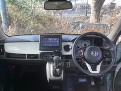 �ե���ȥ��饹���礭�����磻�ɤʻ볦�Ǳ�ž�⤷�䤹���ʤ�褦�ˡ��߷פ���Ƥ��ޤ��� 3