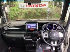 �ե���ȥ��饹���礭�����磻�ɤʻ볦�Ǳ�ž�⤷�䤹���ʤ�褦�ˡ��߷פ���Ƥ��ޤ��� 3