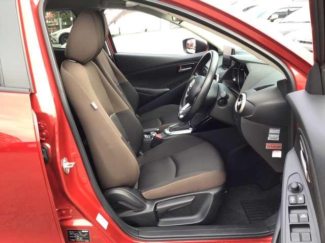 ＭＡＺＤＡ２ １．５　１５Ｓ　プロアクティブ　スマート　エディションＩＩ　ナビ　ＣａｒＰｌａｙ対応　ＣＤ／ＤＶＤ　全方位モニタ　３６０°ビューカメラ　ＤＶＤプレーヤー　コーナーセンサー　ＬＥＤ　衝突軽減ブレーキ　ＵＳＢ　オートエアコン　Ｂｌｕｅｔｏｏｔｈ　ＥＴＣ　フルセグ（14枚目）