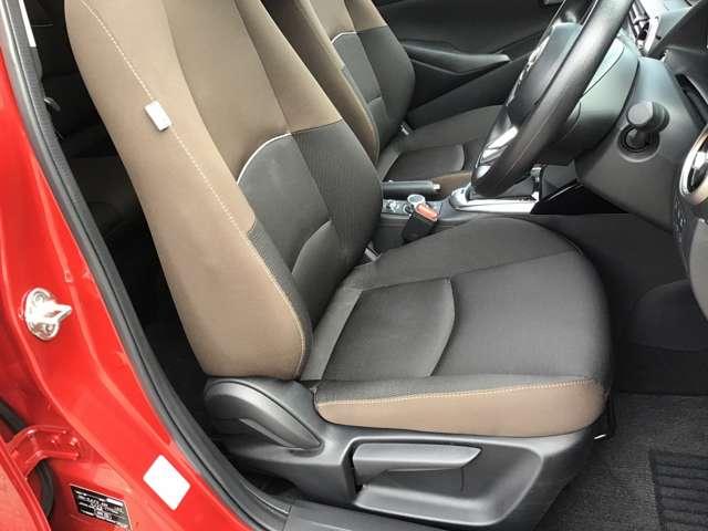 ＭＡＺＤＡ２ １．５　１５Ｓ　プロアクティブ　スマート　エディションＩＩ　ナビ　ＣａｒＰｌａｙ対応　ＣＤ／ＤＶＤ　全方位モニタ　３６０°ビューカメラ　ＤＶＤプレーヤー　コーナーセンサー　ＬＥＤ　衝突軽減ブレーキ　ＵＳＢ　オートエアコン　Ｂｌｕｅｔｏｏｔｈ　ＥＴＣ　フルセグ（16枚目）
