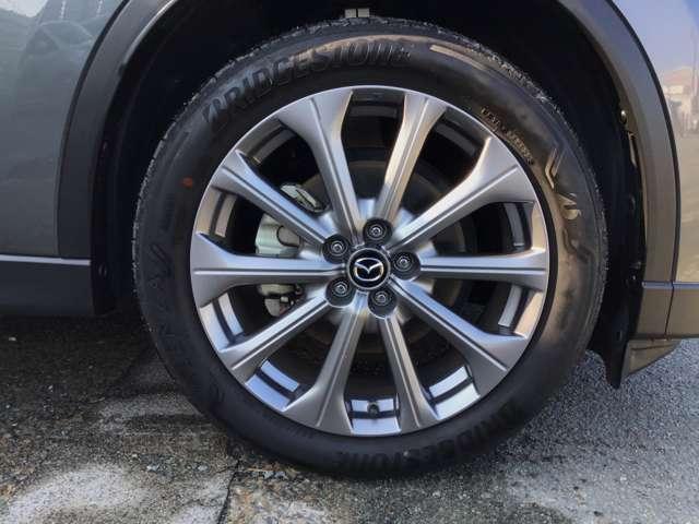 ＣＸ－６０ ３．３　ＸＤ　Ｌパッケージ　ディーゼルターボ　ナビ　ＣａｒＰｌａｙ　ドラレコ　全方位モニタ　パワーリアゲート　Ｂカメラ　ＬＥＤ　ＡＷ　ＥＴＣ　オートハイビーム　スマートキー　シートヒーター　アイドリングストップ　ターボ　オートエアコン　ナビＴＶ（13枚目）