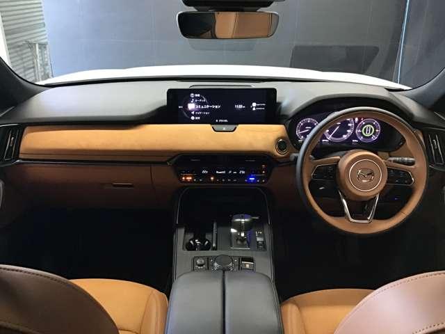 ＣＸ－６０ ３．３　ＸＤハイブリッド　プレミアム　スポーツ　ディーゼルタ　大型サンルーフ　ＢＯＳＥサウンドシステム　ナ　ダブルサンルーフ　シートヒー　パワーゲート　レーダークルコン　パワーシート　スマートキー　オートハイビーム　フルオートエアコン　４ＷＤ　ＡＢＳ　ＵＳＢ（17枚目）
