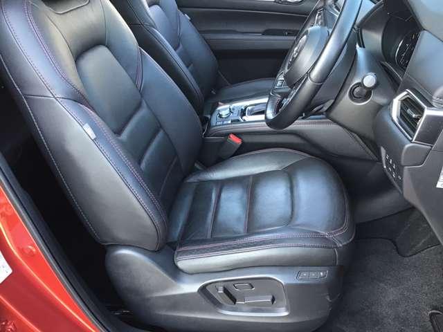 運転席１０Ｗａｙパワーシート＆ドライビングポジションメモリー機能付き