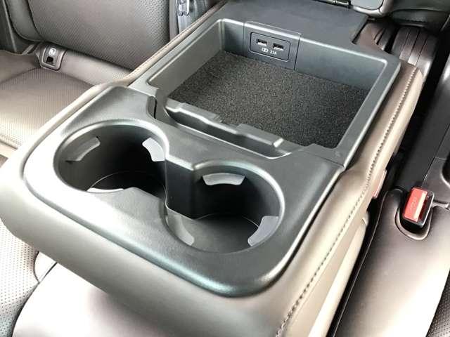 ＣＸ－８ ２．５　２５Ｓ　Ｌパッケージ　ＢＯＳＥサウンドシステム　７人乗り　ナビ　ＥＴＣ　オートエアコン　Ｐシート　電動Ｒゲート　レーダークルーズ　ＢＴ　バックモニター　キーフリー　アルミホイール　ＵＳＢ　アイドリングストップ　横滑り防止（15枚目）