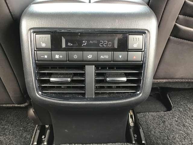 ＣＸ－８ ２．５　２５Ｓ　Ｌパッケージ　ＢＯＳＥサウンドシステム　７人乗り　ナビ　ＥＴＣ　オートエアコン　Ｐシート　電動Ｒゲート　レーダークルーズ　ＢＴ　バックモニター　キーフリー　アルミホイール　ＵＳＢ　アイドリングストップ　横滑り防止（18枚目）