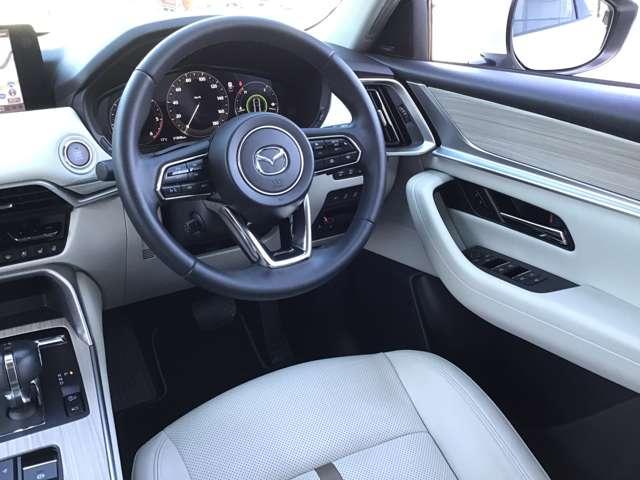 ＣＸ－６０ ３．３　ＸＤハイブリッド　エクスクルーシブ　モダン　ディーゼ　ＢＯＳＥサウンド　ナビ　ＥＴＣ　前後ドラレコ　衝突軽減ブレーキ　オートハイビーム　追従式クルコン　サイドカメラ　アルミホイール　横滑り防止装置　パワーシート　アイドリングストップ　フロントカメラ（20枚目）