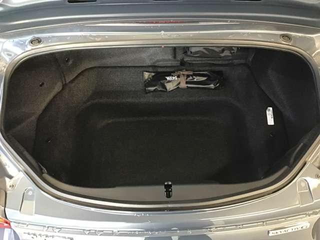 ロードスター １．５　ネイビー　トップ　ＢＯＳＥサウンド　ナビ　ＥＴＣ　シートヒーター　前席シートヒーター　パーキングセンサー　アドバンスドキー　クルーズコントロール　ＤＶＤ再生　ＤＳＣ　オートマチックハイビーム　オートエアコン　ＵＳＢ（16枚目）