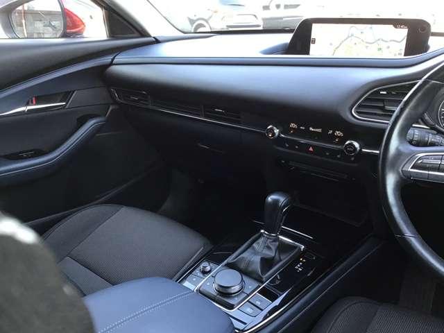 �V���v�����@�\�I�ň����₷���C���p�l����ł��B