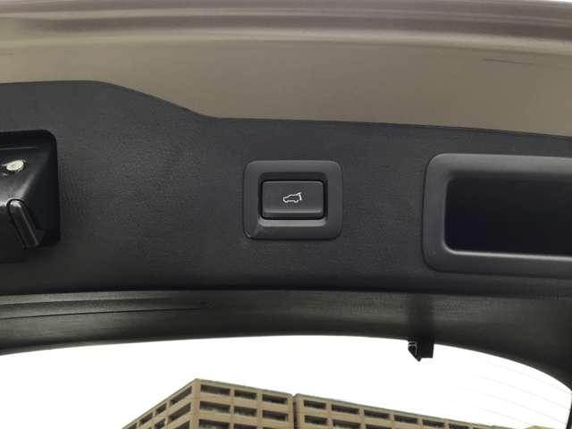 ＣＸ－５ ２．５　２５Ｓ　スポーツ　アピアランス　ナビ　ワイヤレス充電　シートヒーター　ブルートゥース　横滑り防止装置　パーキングセンサー　アイスト　スマートキー　オートエアコン　シートヒーター　アルミホイール　オートマチックハイビーム　バックカメラ（12枚目）