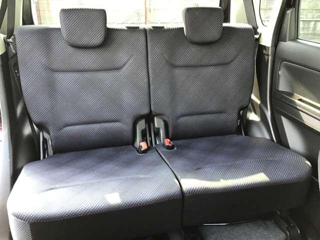 �Q��ڃV�[�g��������肭�낰���ԂɂȂ��Ă܂��B