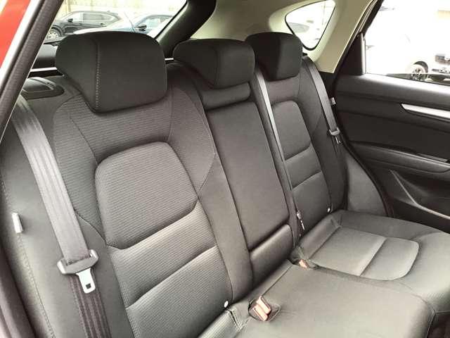 ＣＸ－５ ２．０　２０Ｓ　プロアクティブ　ＢＯＳＥサウンド　シートヒーター　ナビ　ＥＴＣ　盗難防止装置　追従型クルコン　スマ－トキ－　アルミ　エアコン　ＵＳＢポート　バックモニター　サイドカメラ　前後ソナー　Ａストップ　エアバック　ＡＢＳ（9枚目）