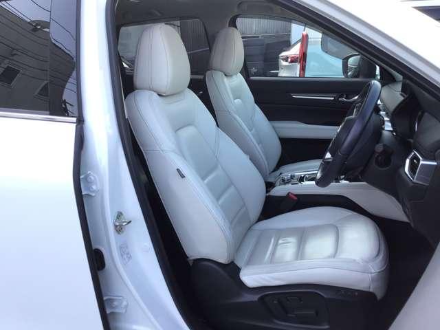 ＣＸ－５ ２．２　ＸＤ　Ｌパッケージ　ディーゼルターボ　４ＷＤ　白内装　サンルーフ　ＢＯＳＥサウンド　ナビ　４ｗｄ　パワーゲート　レーダークルコン　衝突安全ボディ　ＡＢＳ　アイスト　アドバンスキー　キーフリー　黒革シート　エアコン　サンルーフ　電動パワーシート（10枚目）