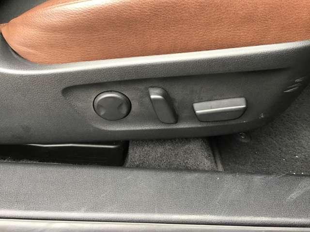 ＭＸ－３０ロータリーＥＶ インダストリアル　クラシック　ロータリー　ＢＯＳＥサウンド　ナビ　全方位カメラ　シートヒーター　衝突被害軽減ブレーキ　ＬＥＤヘッド（8枚目）